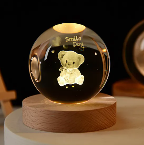 Magnifiques et uniques boules de cristal lumineuses LED